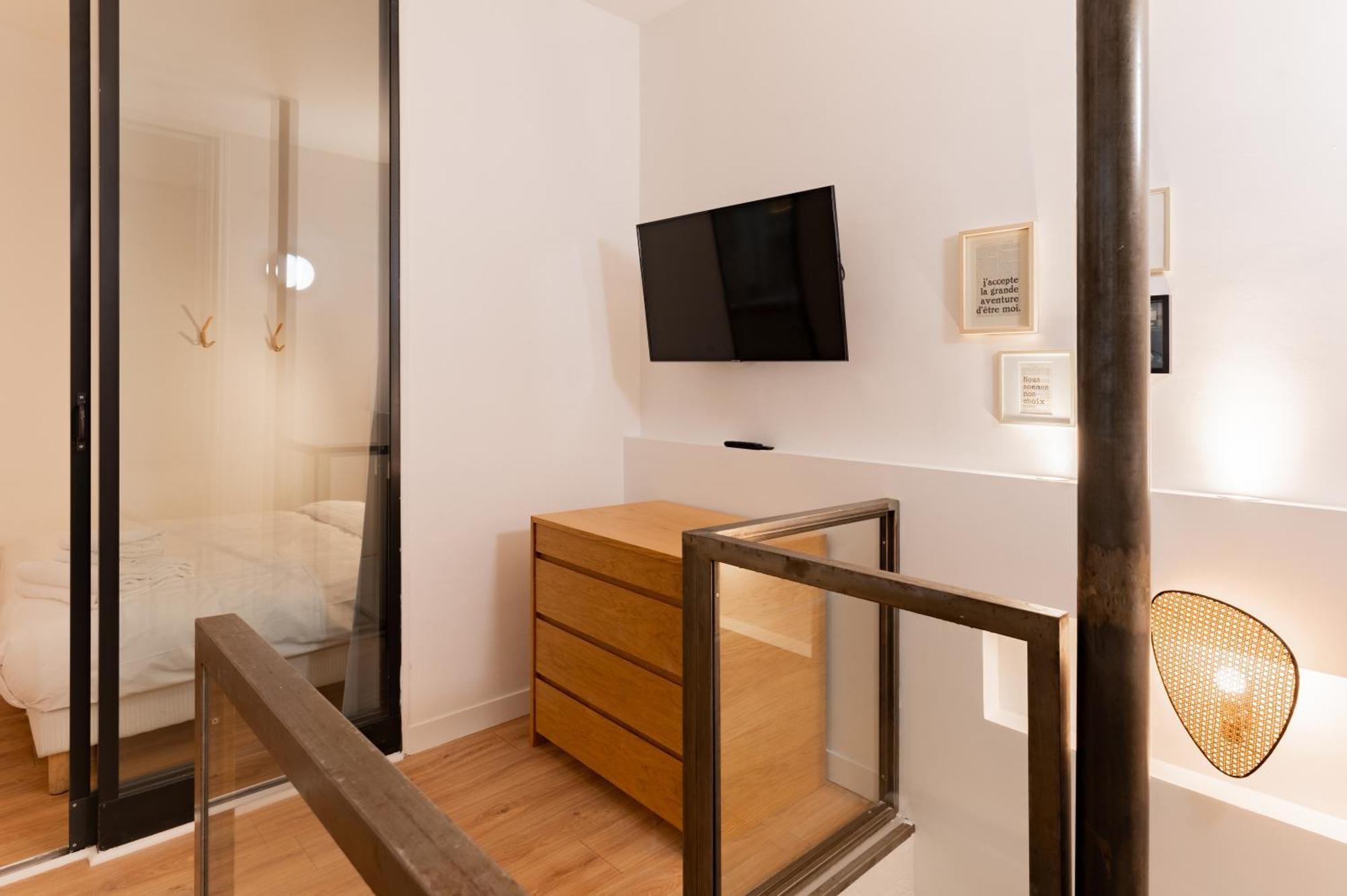 St Germain Sartre Chicsuites ปารีส ภายนอก รูปภาพ